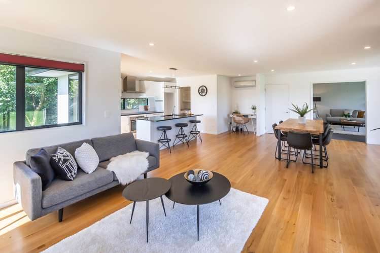 12 Coutts Lane West Melton_8