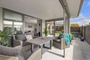 8 Gleneagles Drive_2