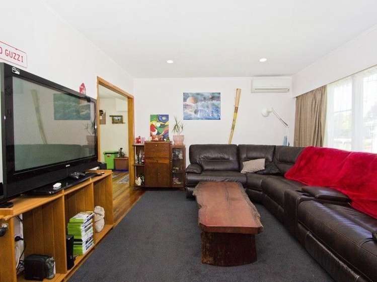 27 Bledisloe Crescent Wainuiomata_5