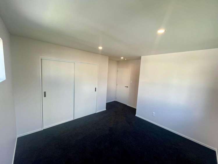 2/44 Sylvan Crescent Te Atatu South_10