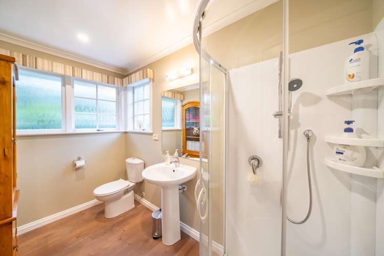 439 Fergusson Drive Heretaunga_12