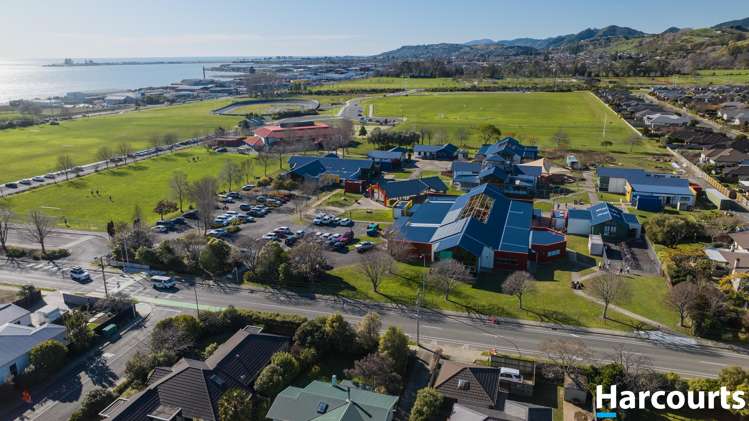 3 Antoine Grove Richmond_24