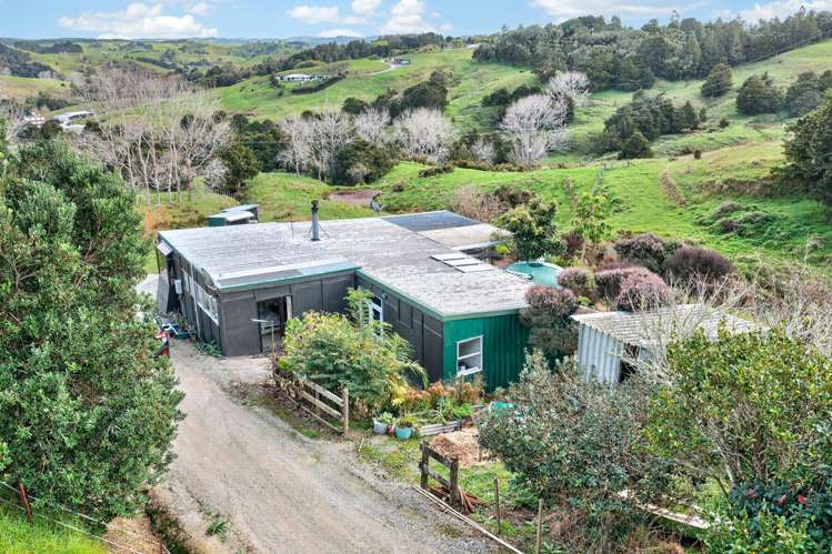 63 Porter Road Paparoa_34