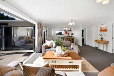 1 Cabot Place_1