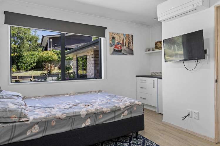 7 Meliss Brae Rangatira Park_21