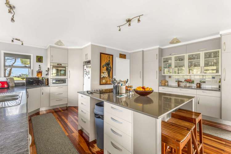 9 Pukearuhe Road Urenui_7