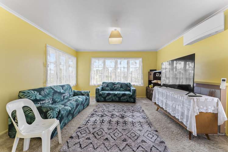 6 Lawrence Place Otara_11