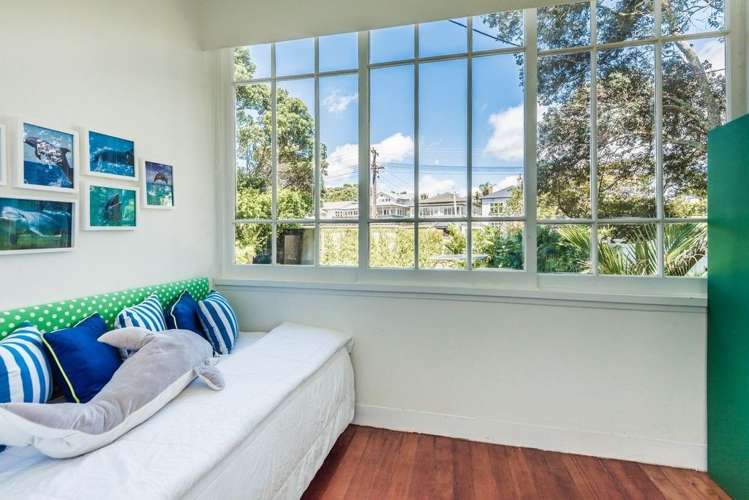 2 Arawa Avenue Devonport_17