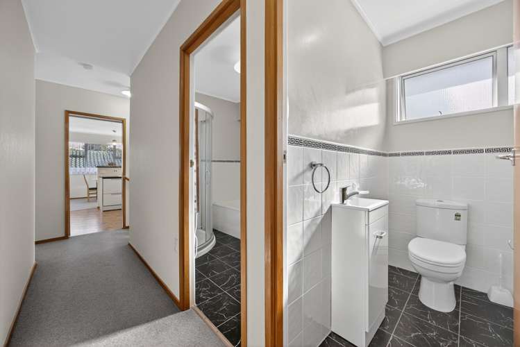 8 Jade Avenue Pakuranga Heights_15