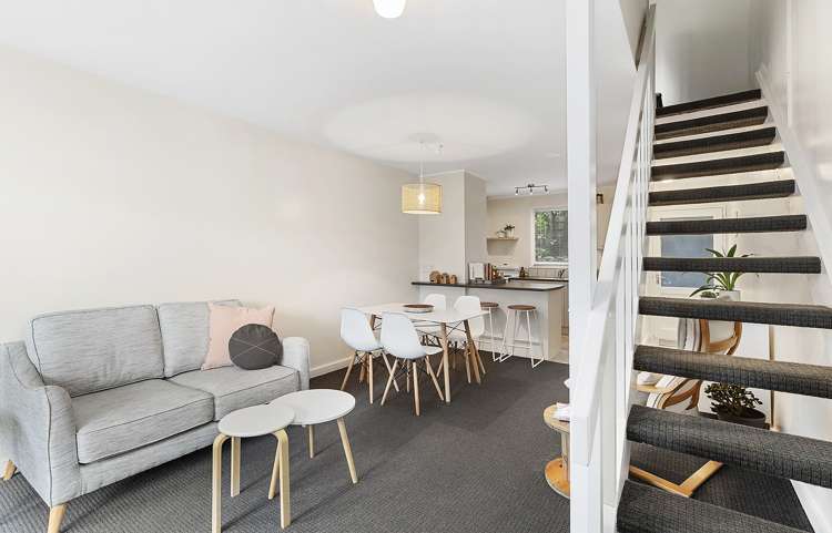 8/46 Hiropi Street Newtown_7