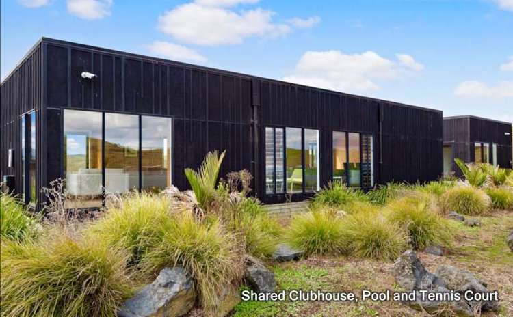 2 Pinetree Close Kaiwaka_10