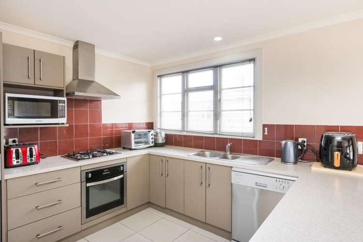 29 Karina Terrace 2144_1