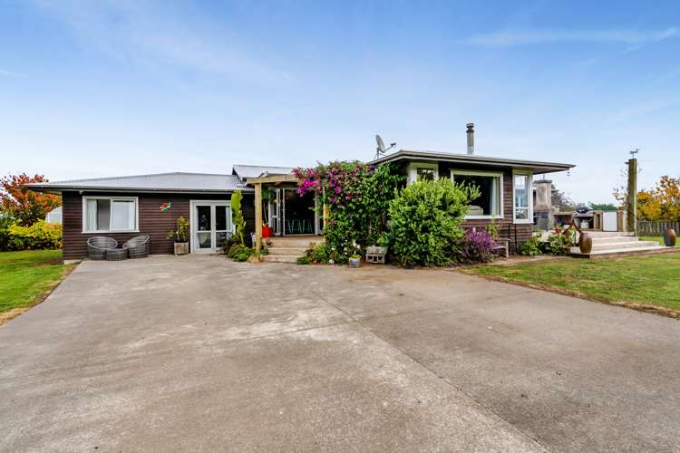 5883 Mountain Road Hawera_11