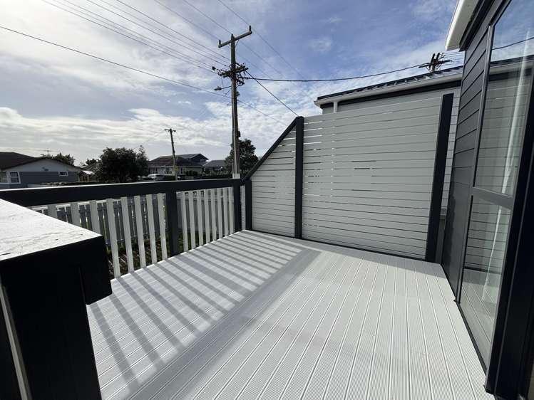 19 Rewarewa Road Te Atatu Peninsula_2
