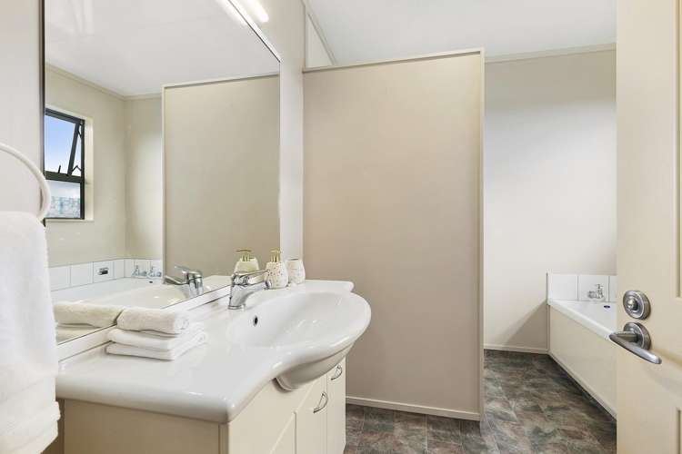 24A Bathgate Street Johnsonville_10