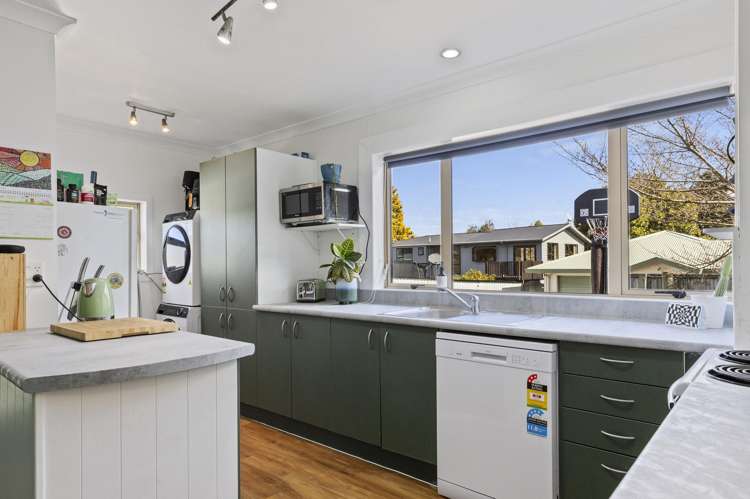 1/27 Koha Road Taupo_8