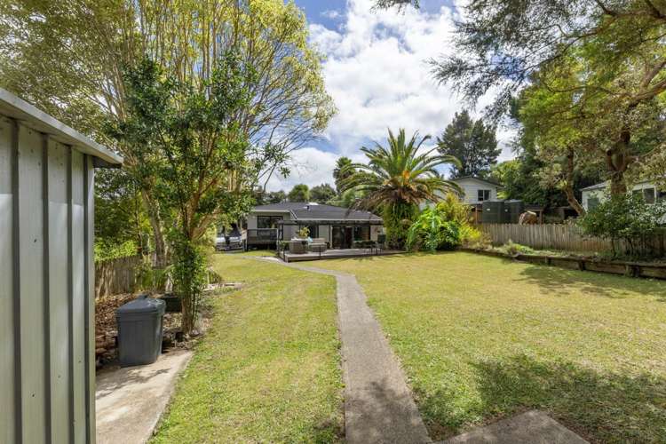 482 Huia Road Laingholm_11