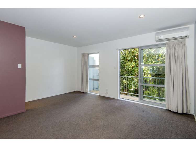 2/62 Burke Street Addington_1