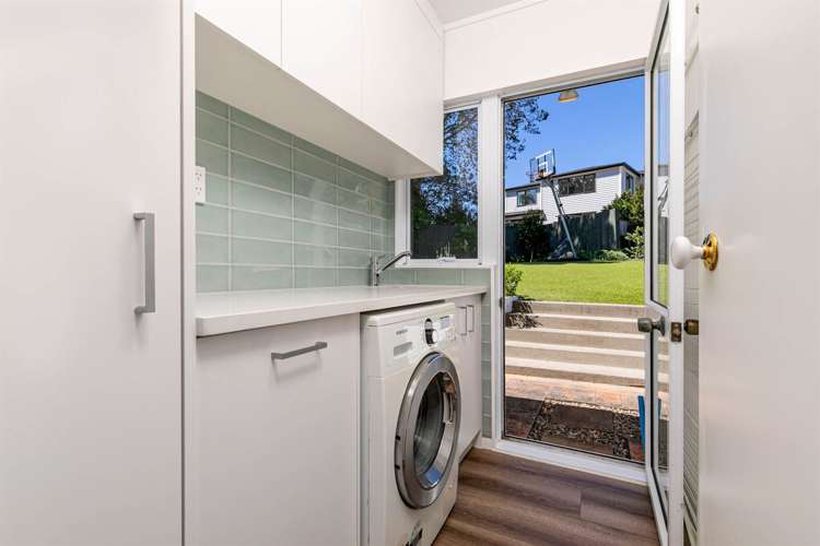 32 Waipuia Place Greenhithe_23