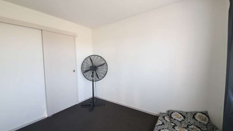 7 Bushpark Place Flat Bush_4