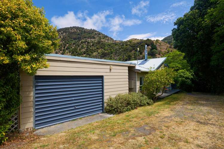 10 Valley Road Kaikoura Surrounds_25