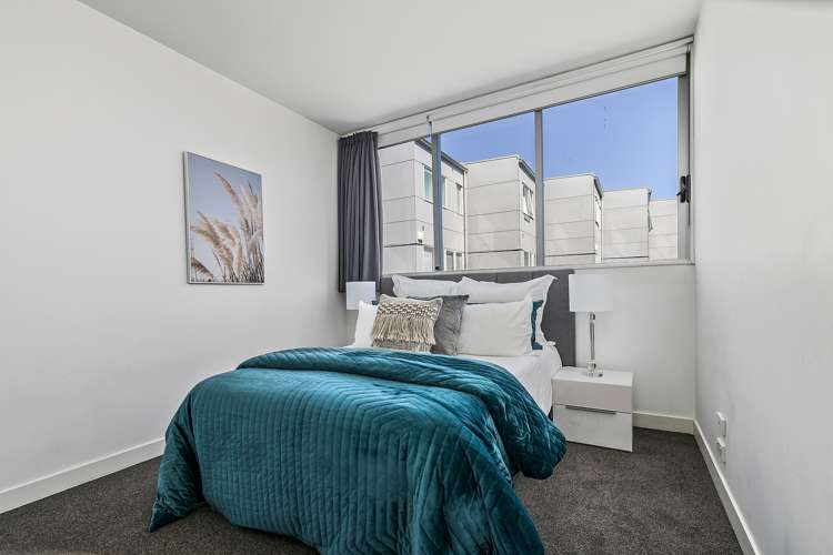 3b/2 Fisher-Point Drive Auckland Central_6