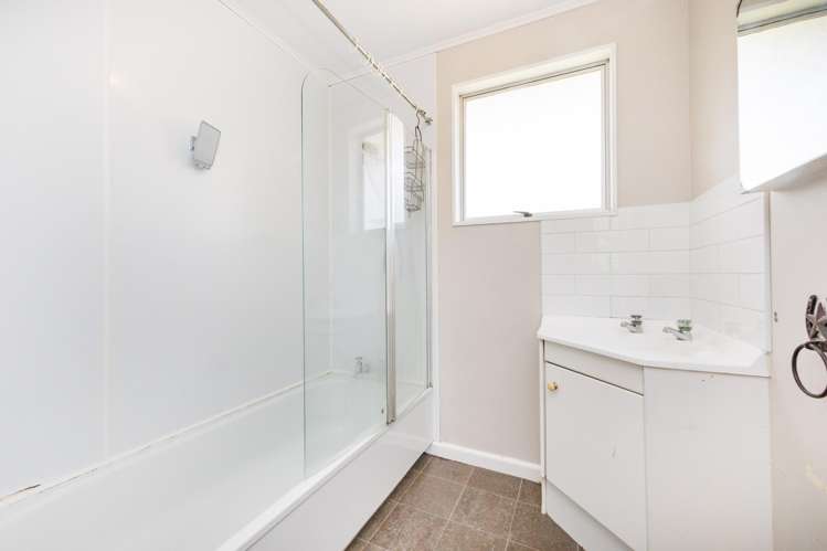 823 Napier Road Whakarongo_16