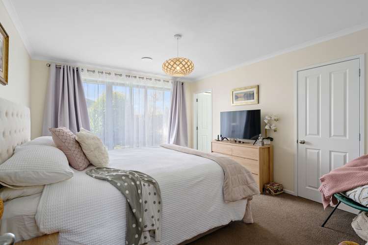 10a Christy Brown Place Leamington_8