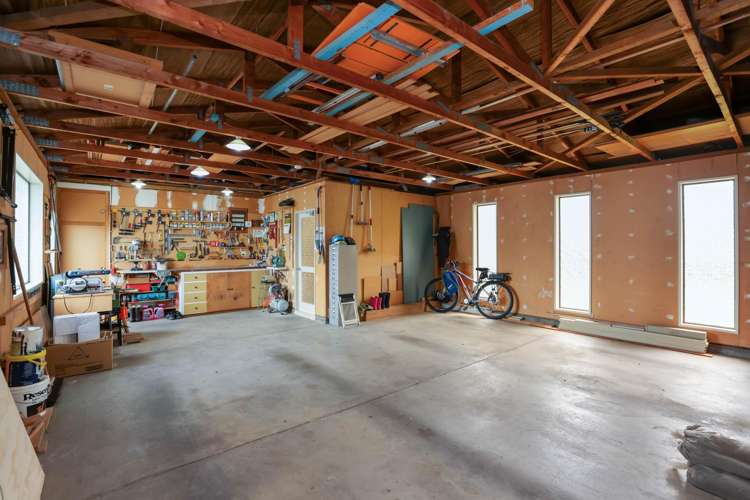 157 Middle Road Allenton_27