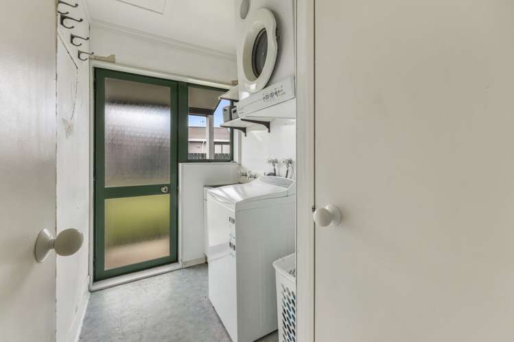 28a Foster Road Temple View_11