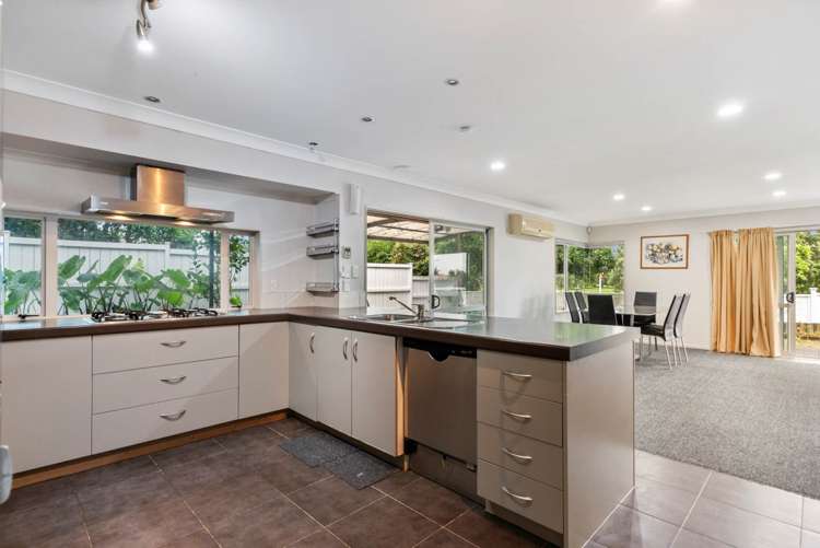 206 Carnoustie Drive Wattle Downs_10