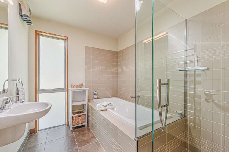 16 Aratia Way Richmond_24