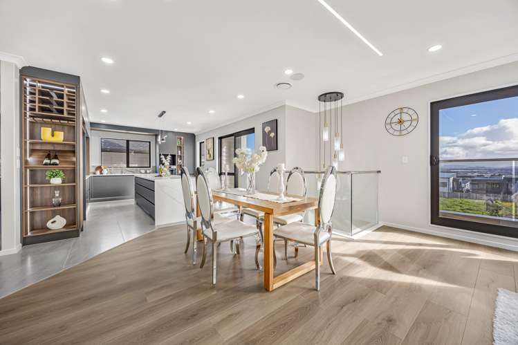 6 Mill Hill Close Flat Bush_17