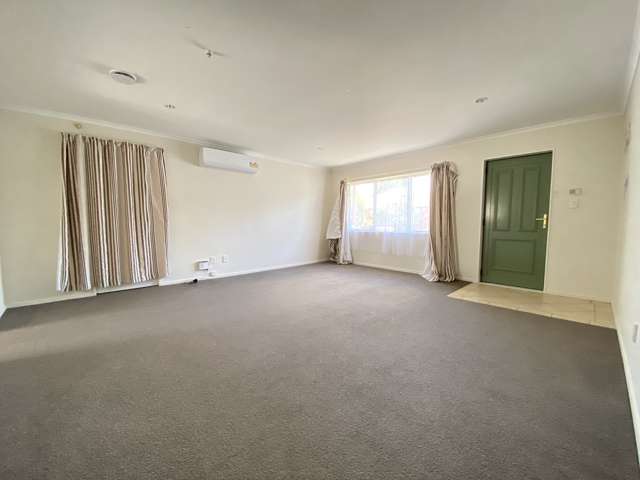 15 Dunbarton Dr Ranui_2