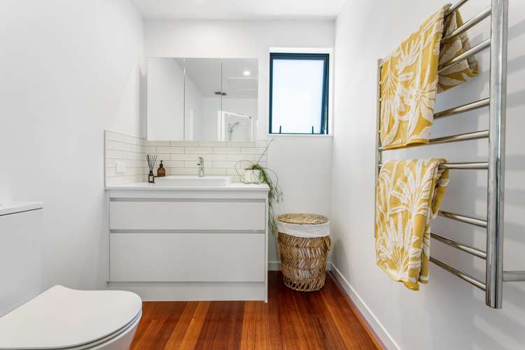 33a Luplau Crescent Cockle Bay_17