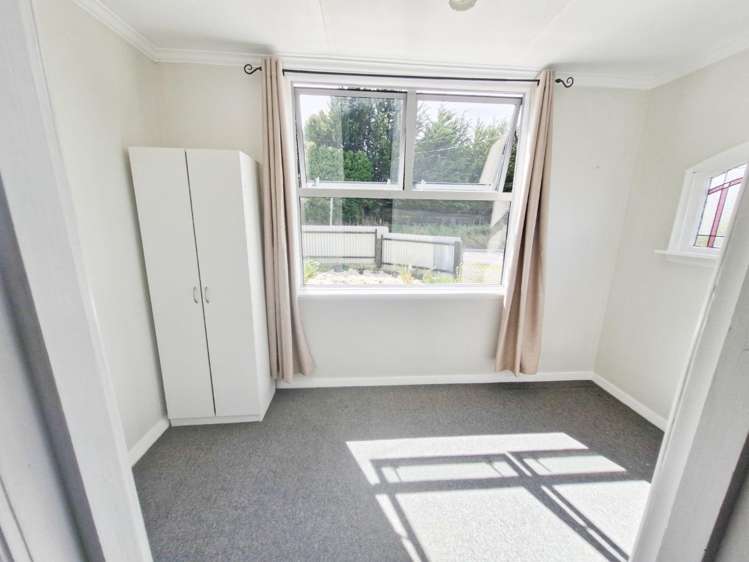 109 Sinclair Avenue Nightcaps_9