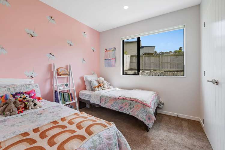 13 Surf View Crescent Red Beach_15