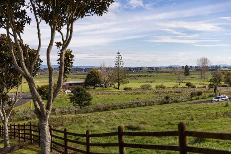 4 Colin Drive Paeroa_25