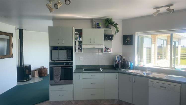 44 Otaraoa Road Waitara_3