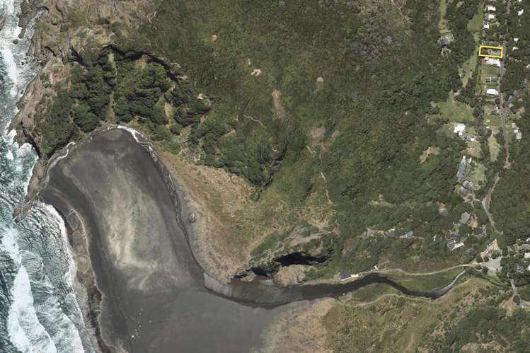 34 Karekare Road Karekare_32