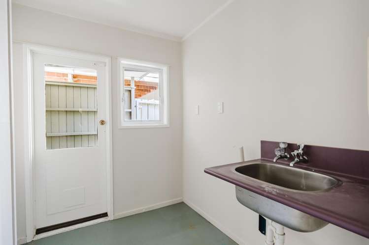 27 Balloch Street Fairfield_19