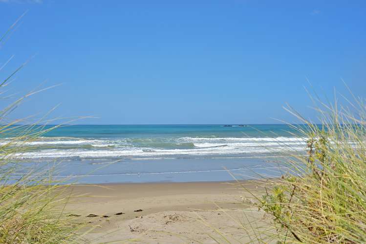 79d Blue Pacific Parade Riversdale Beach_12