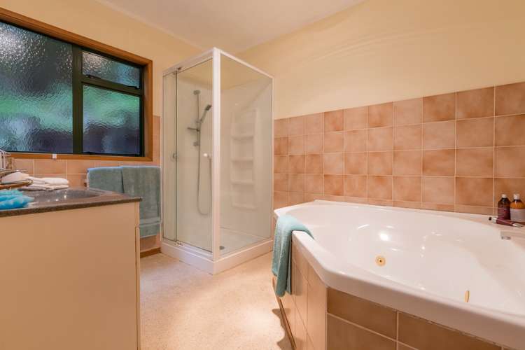 207c Woodlands Park Road Titirangi_12