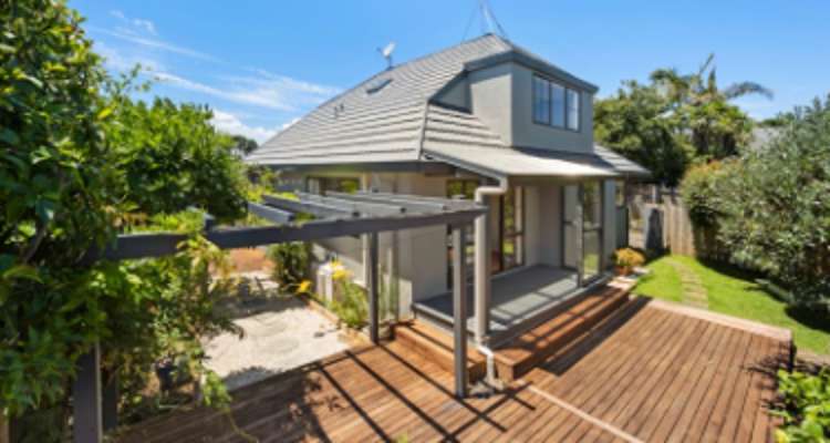 2/95 Michaels Avenue_0