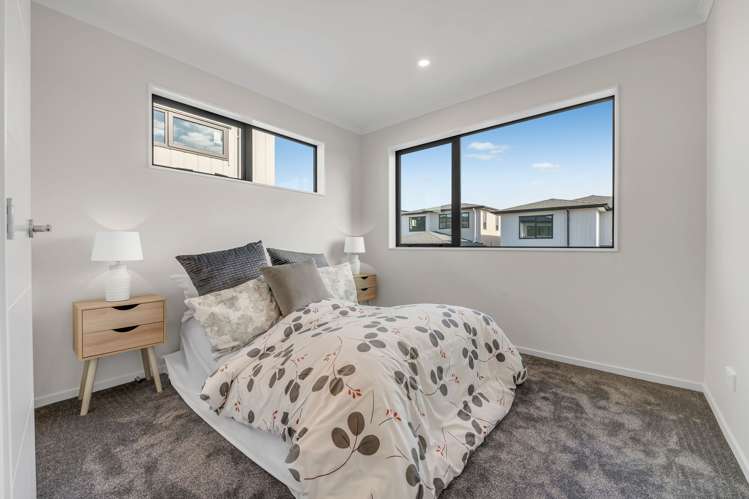 11 Sagitta Drive Flat Bush_15