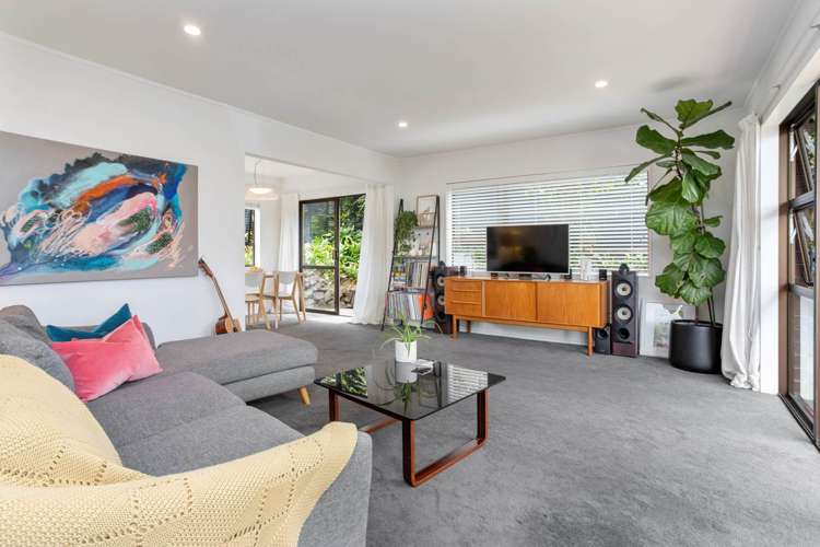 3/8a West Lynn Road Titirangi_0