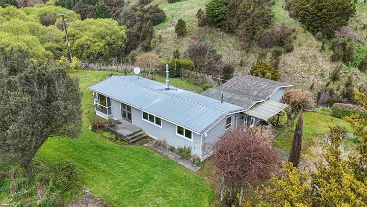 816 Mangamahoe Central Road Eketahuna_14