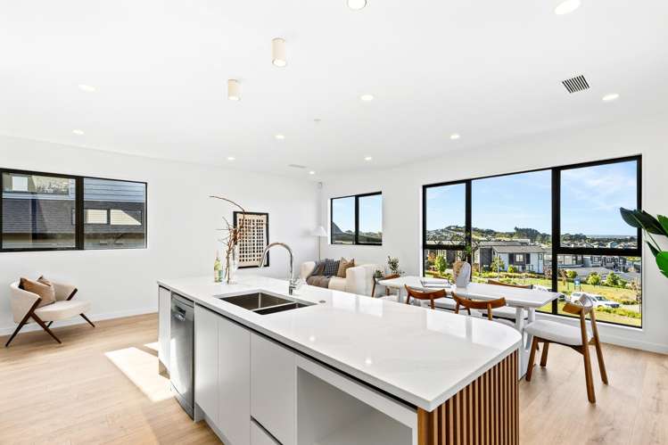 39 Kikorangi Drive Orewa_14