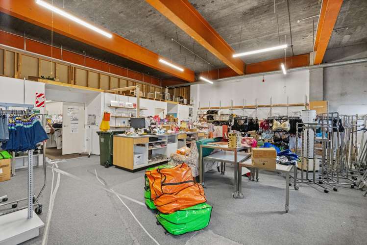 213-215 Oxford Street Levin_6