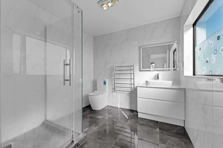 19 Gospel Heights Flat Bush_9